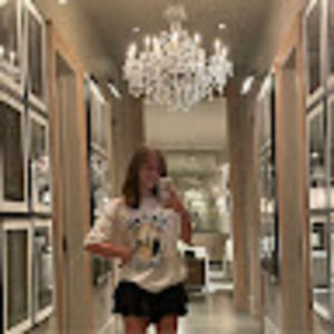 Meet your Posher, Madalynn